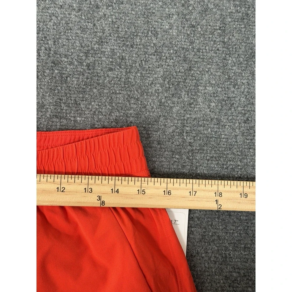 Lululemon Men's Pace Breaker Short 7